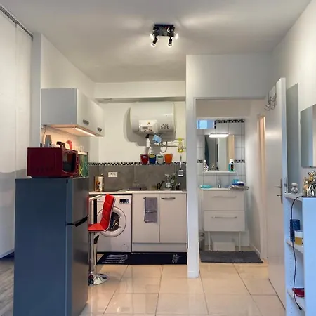 Appartement Paris Sud-porte De Mignon T2 250 M De Paris Gentilly