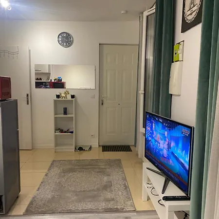 Apartamento Paris Sud-porte De Mignon T2 250 M De Paris *