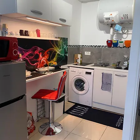Appartement Paris Sud-porte De Mignon T2 250 M De Paris Gentilly